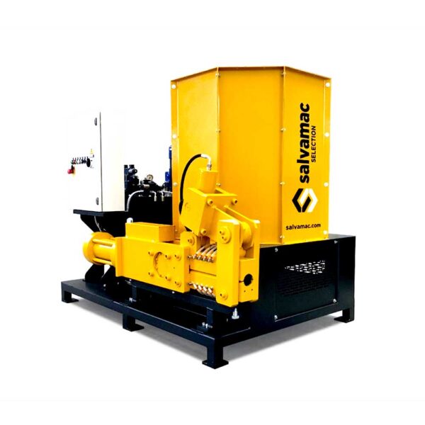 Salvamac Leader 70 briquette press